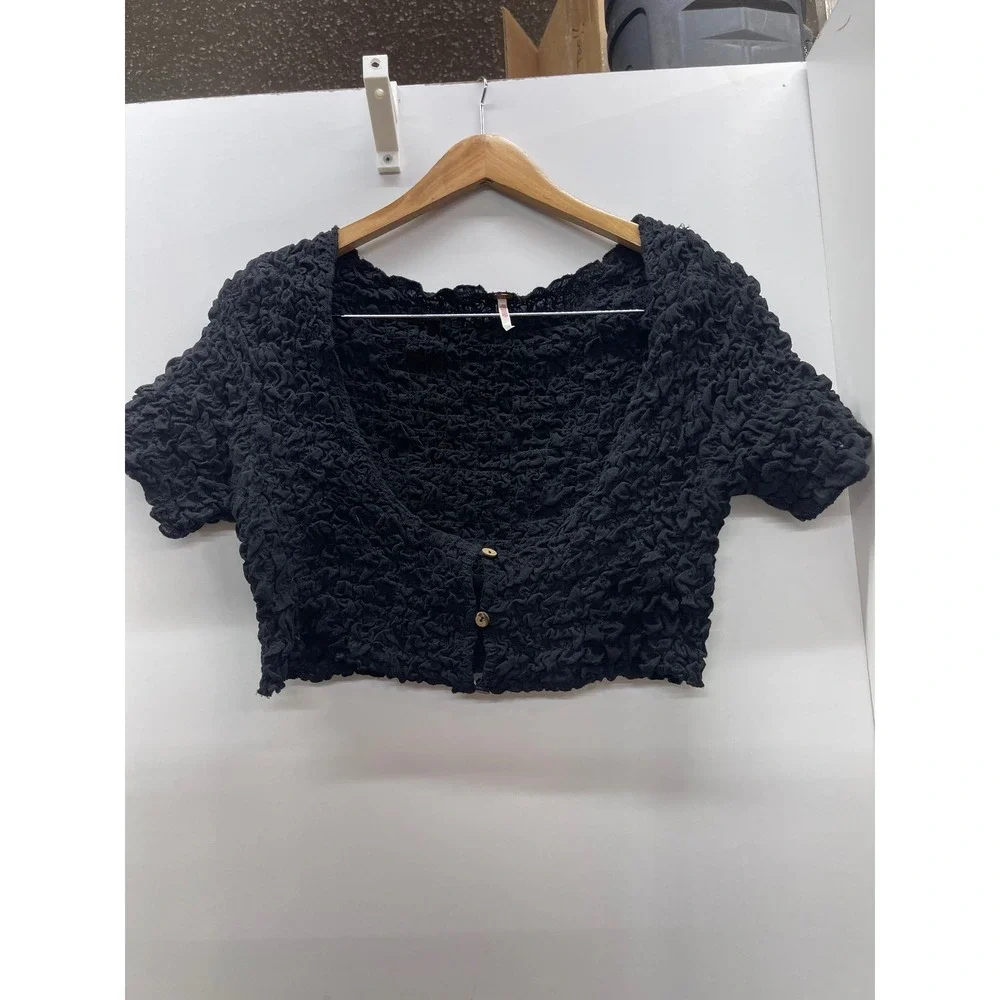 Free People Black Popcorn Textured Crop Top Button Front Short Sleeve Womens M